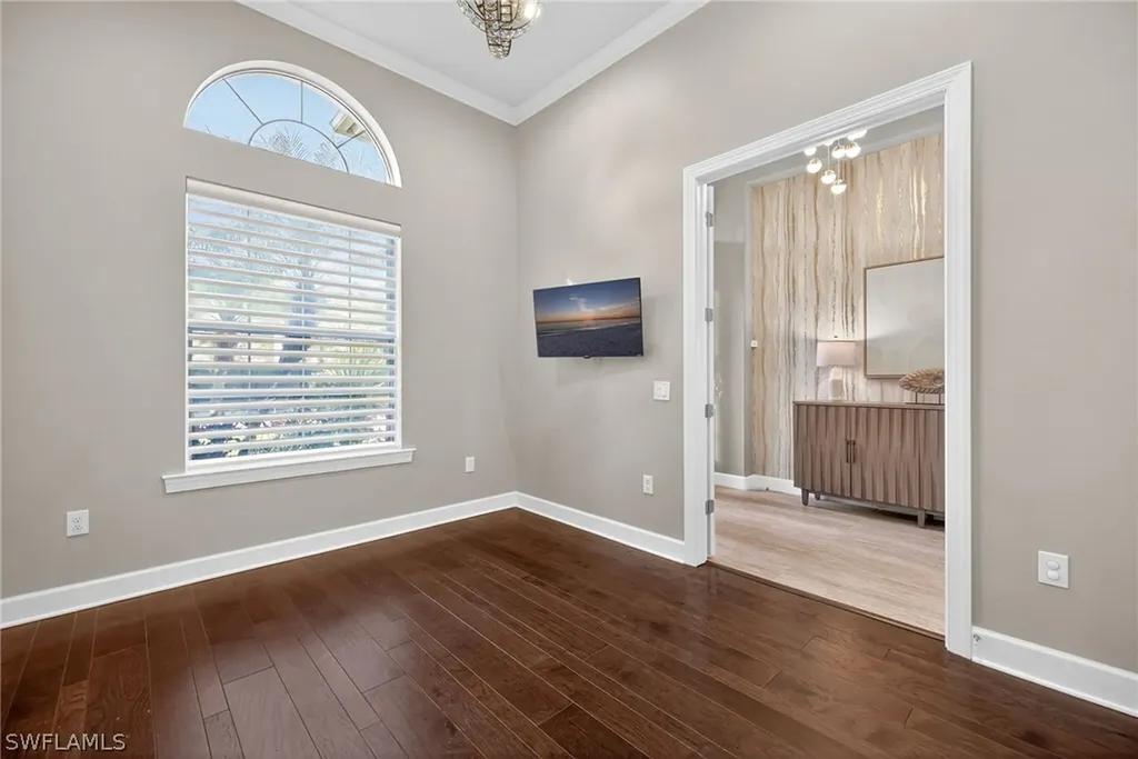 9075 Breakwater Drive Naples FL 34120