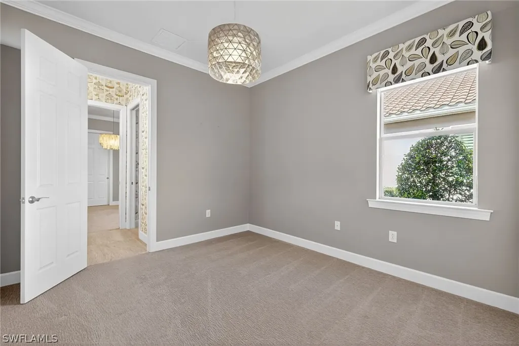 9075 Breakwater Drive Naples FL 34120