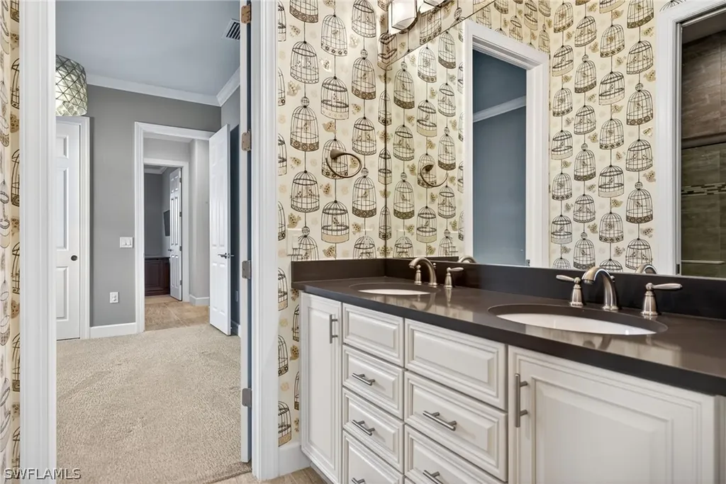 9075 Breakwater Drive Naples FL 34120