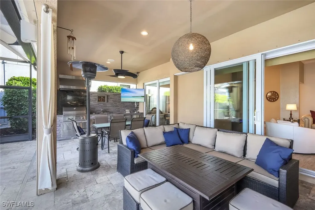 9075 Breakwater Drive Naples FL 34120