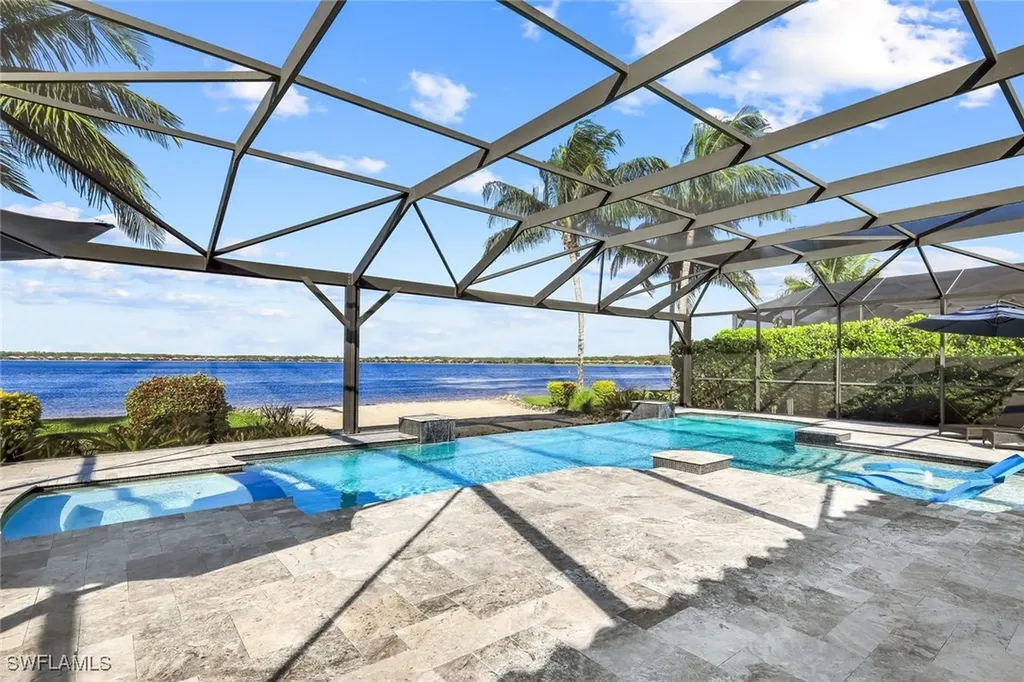 9075 Breakwater Drive Naples FL 34120