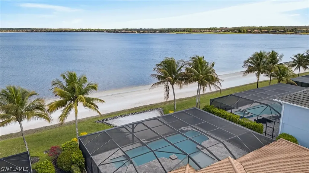 9075 Breakwater Drive Naples FL 34120