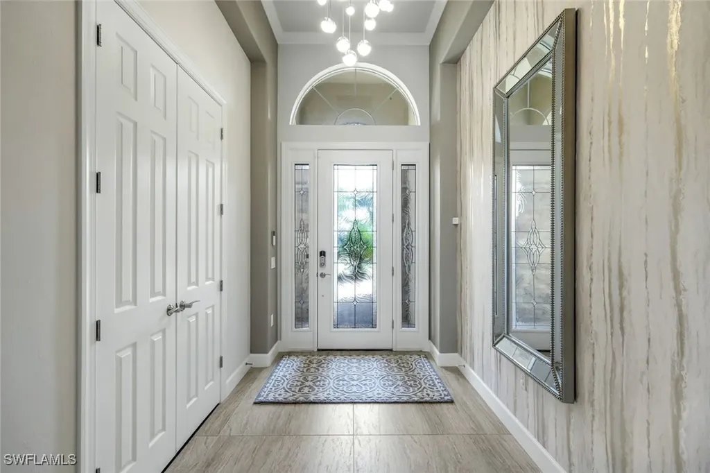 9075 Breakwater Drive Naples FL 34120