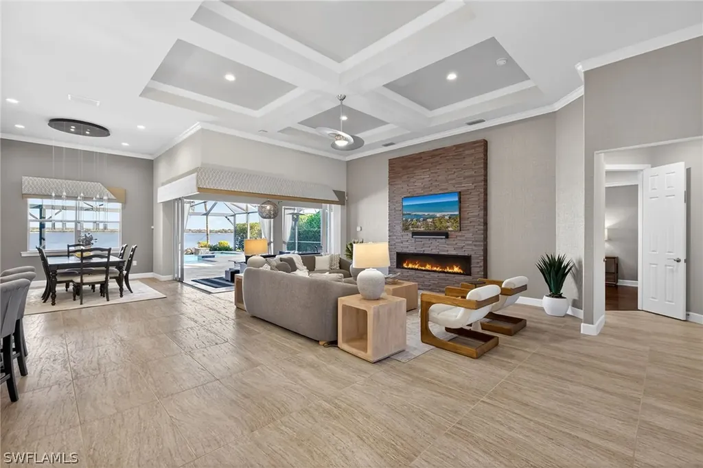 9075 Breakwater Drive Naples FL 34120