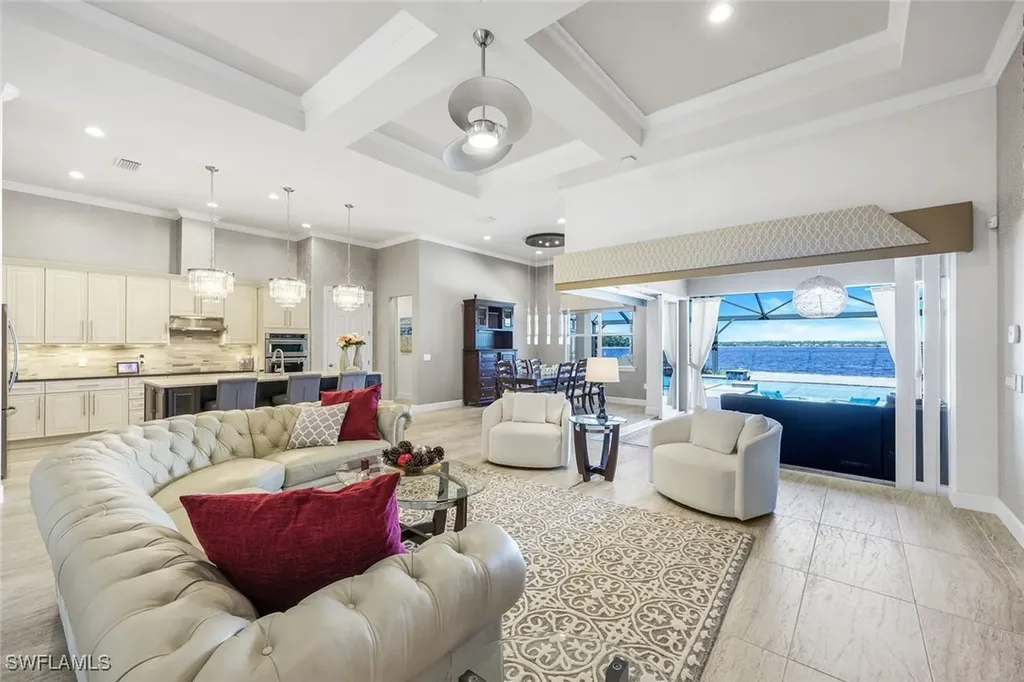 9075 Breakwater Drive Naples FL 34120