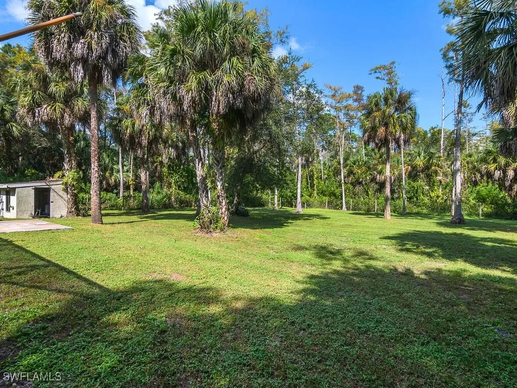 5311 Hickory Wood Drive Naples FL 34119