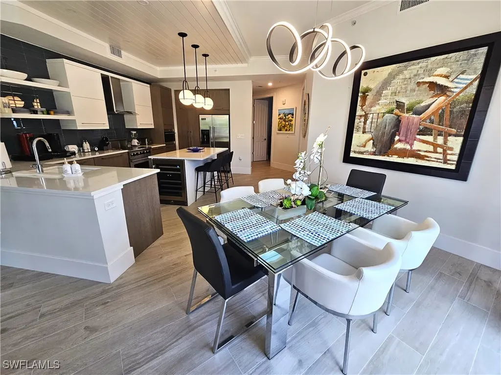 10620 Gulf Shore Drive Naples FL 34108