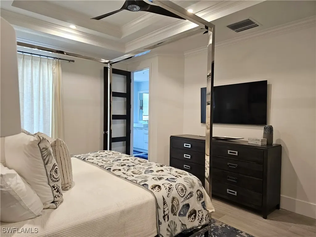 10620 Gulf Shore Drive Naples FL 34108
