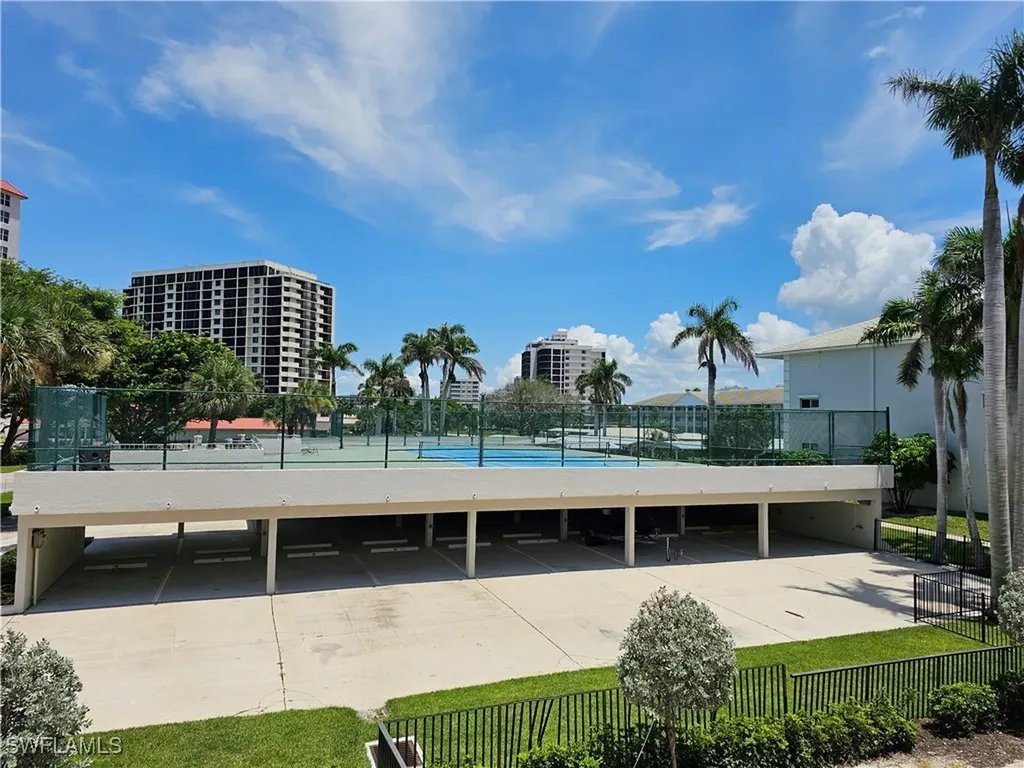 10620 Gulf Shore Drive Naples FL 34108