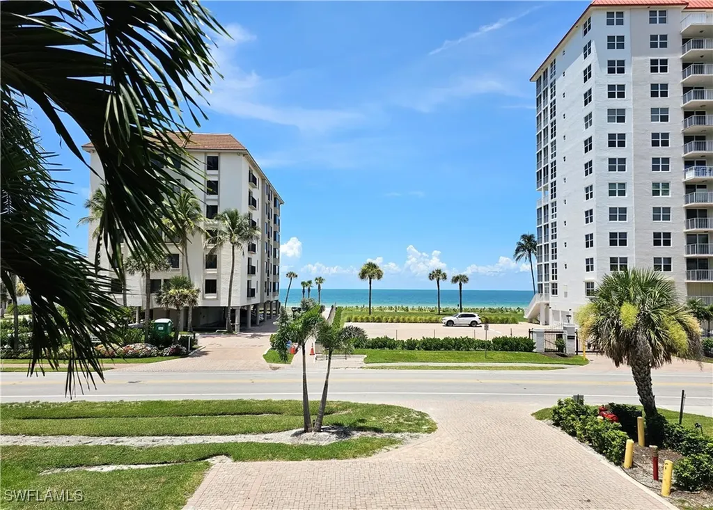 10620 Gulf Shore Drive Naples FL 34108