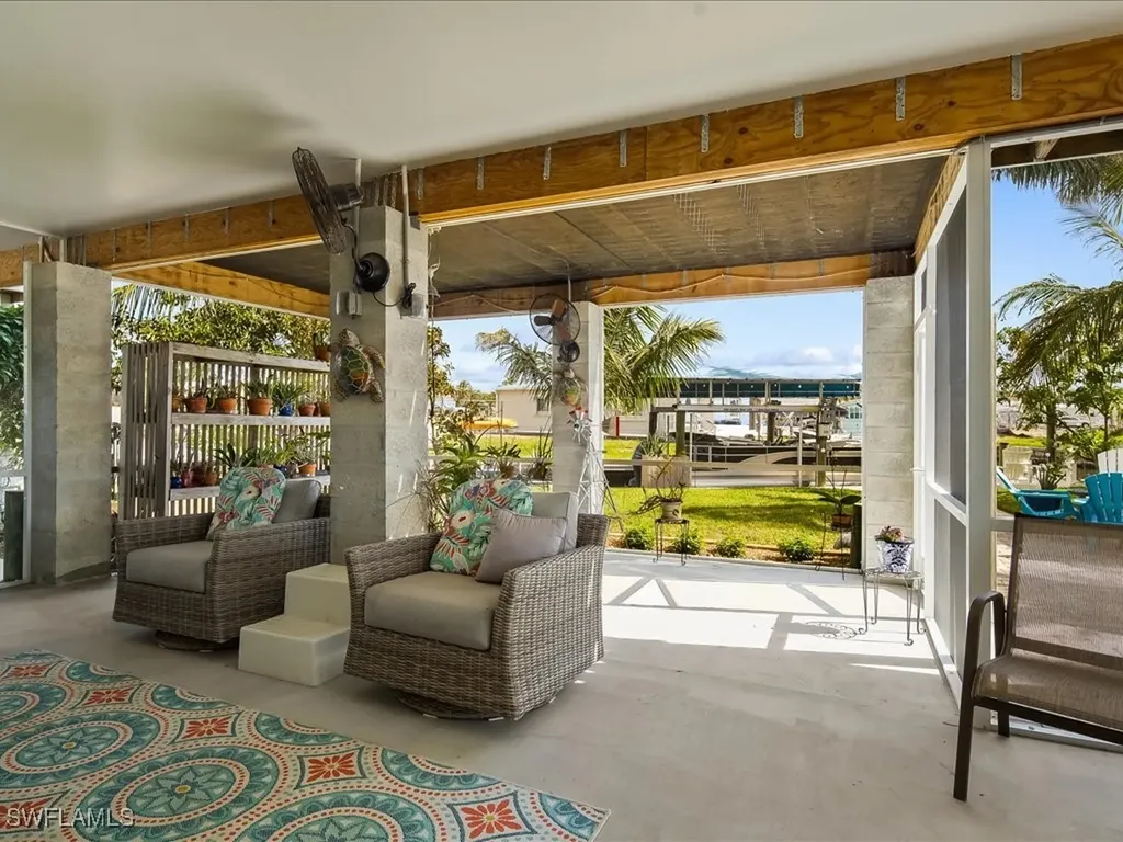 24536 Dolphin Street Bonita Springs FL 34134