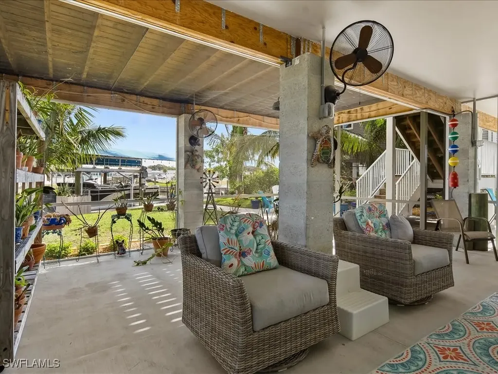 24536 Dolphin Street Bonita Springs FL 34134