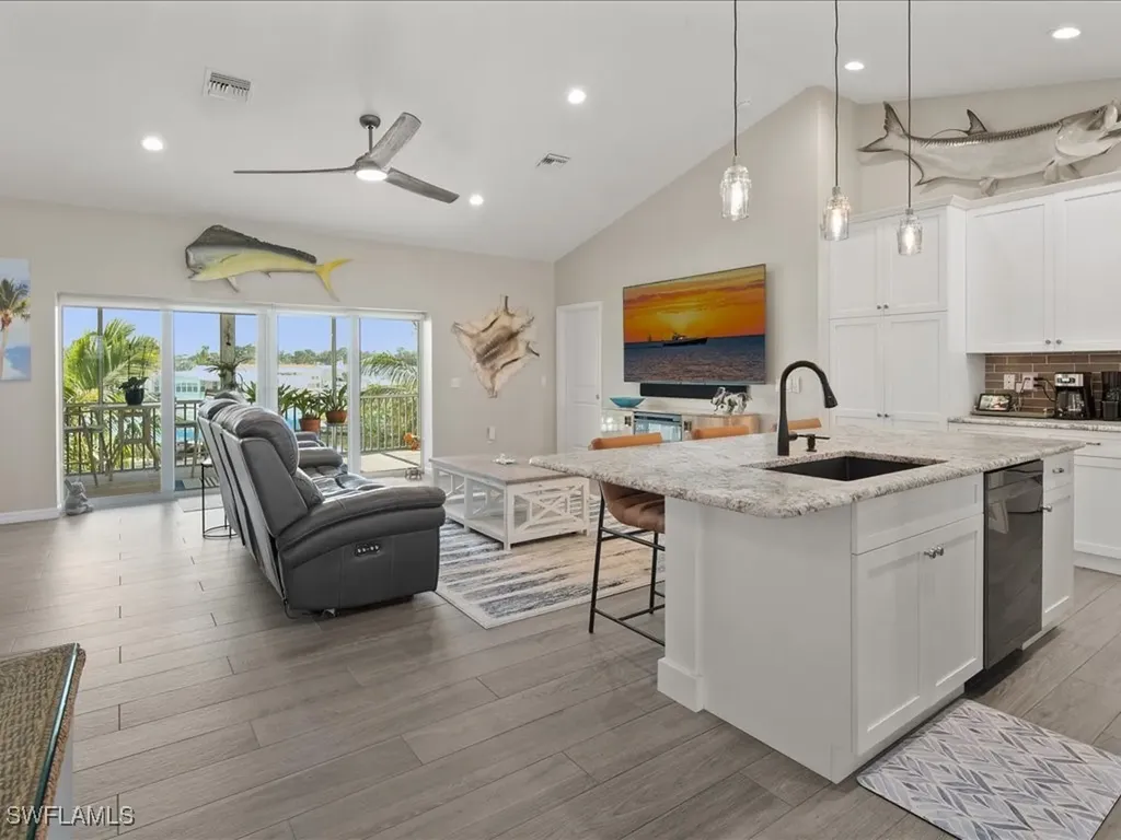 24536 Dolphin Street Bonita Springs FL 34134