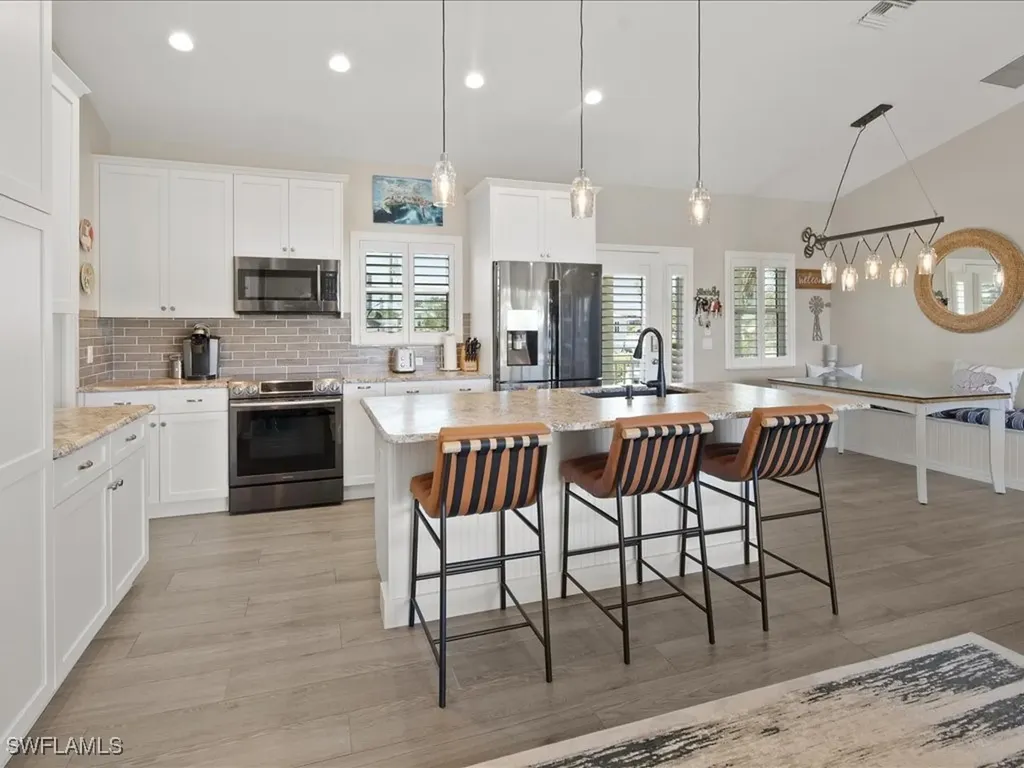 24536 Dolphin Street Bonita Springs FL 34134