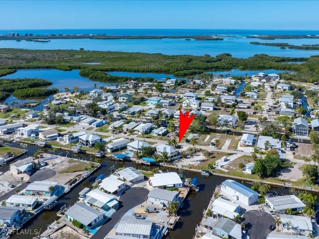 24536 Dolphin Street Bonita Springs FL 34134