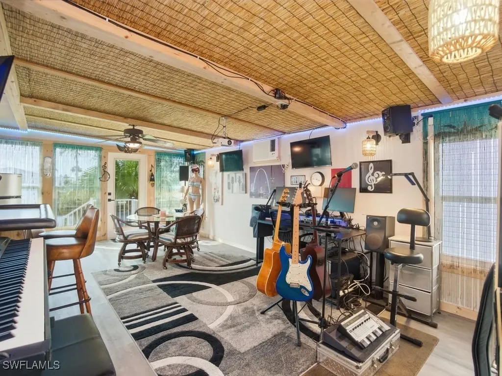 17550 Canal Cove Court Fort Myers Beach FL 33931