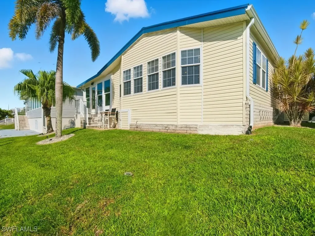17550 Canal Cove Court Fort Myers Beach FL 33931