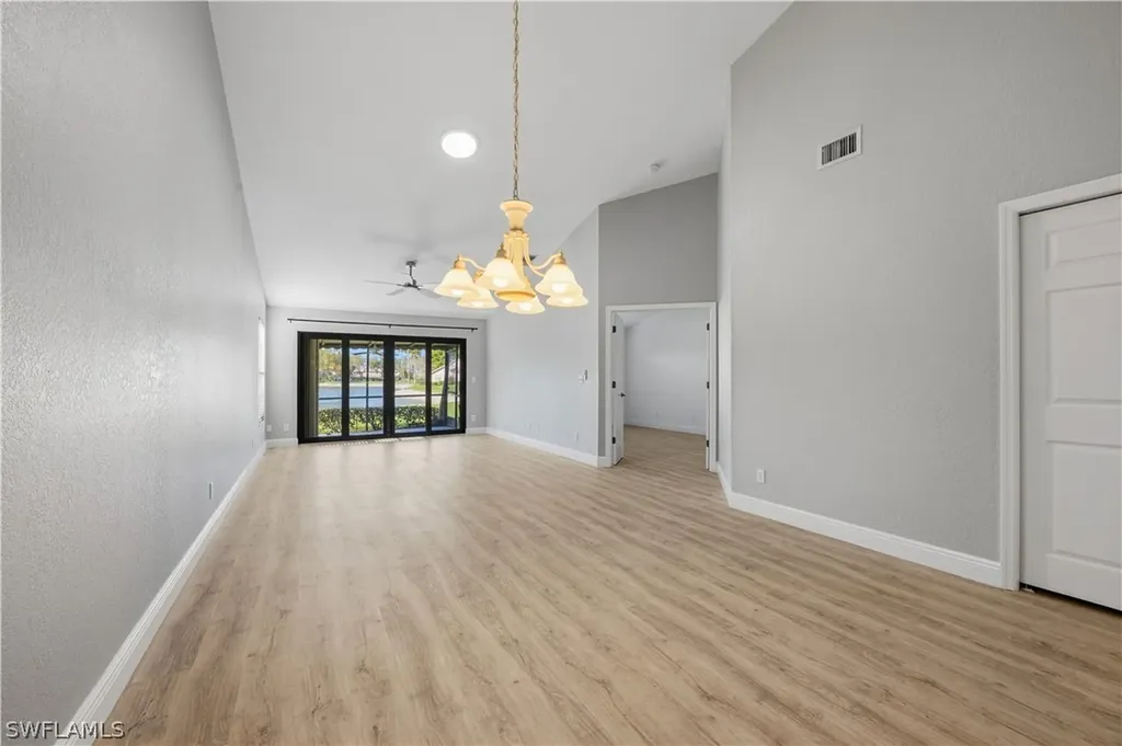 6654 Tannin Lane Naples FL 34109