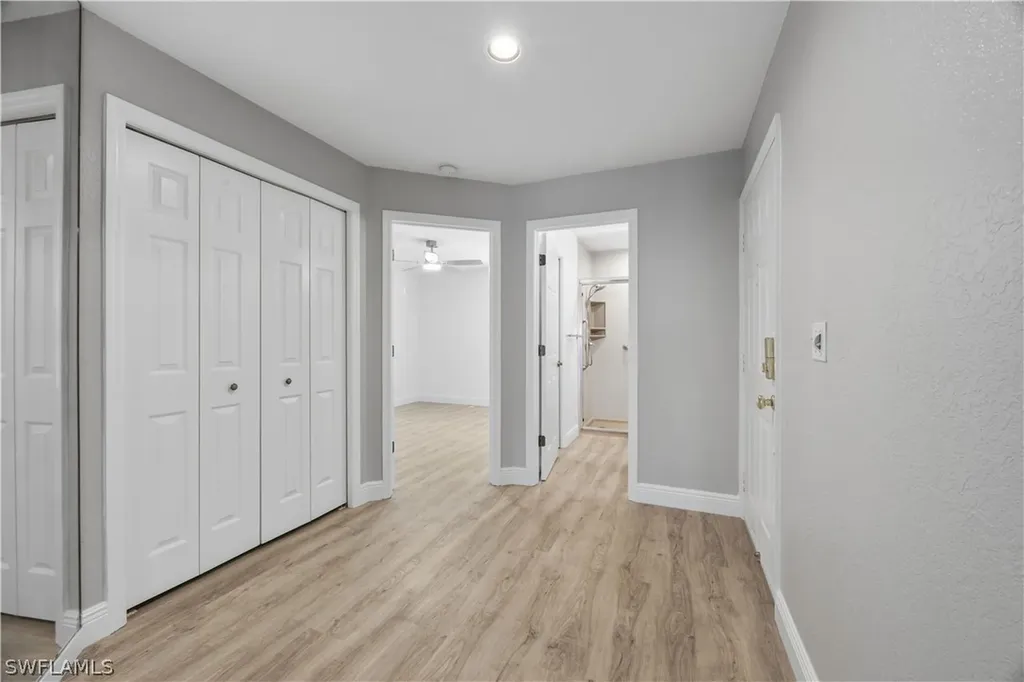 6654 Tannin Lane Naples FL 34109