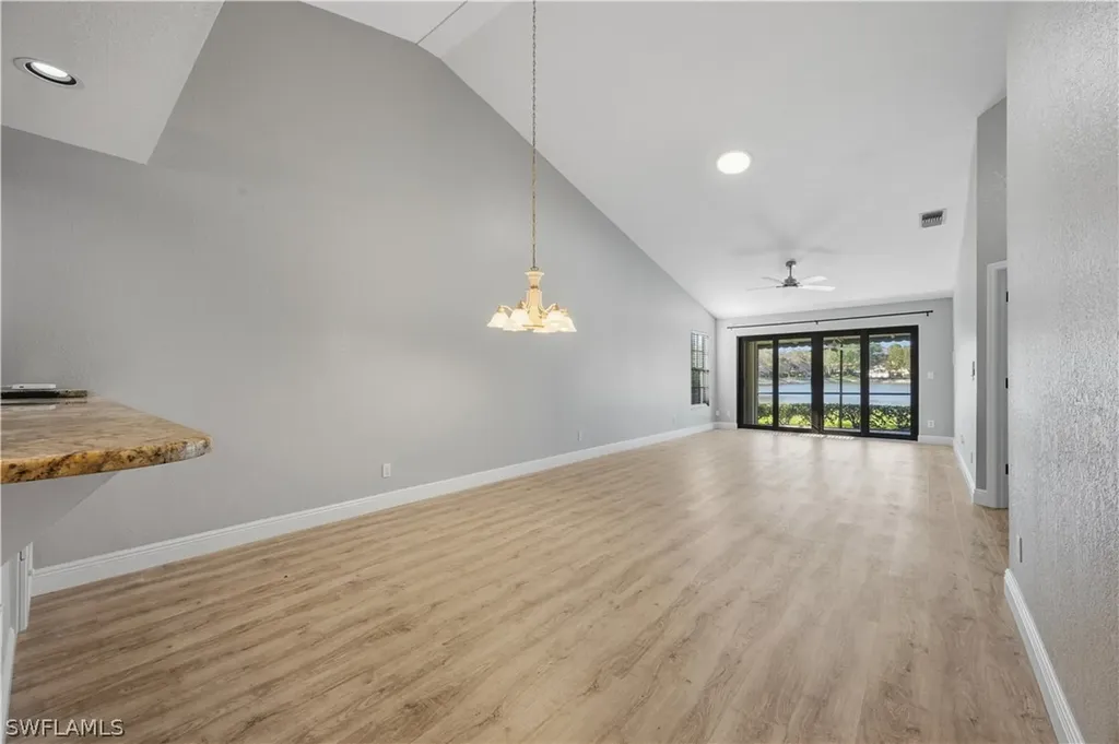 6654 Tannin Lane Naples FL 34109