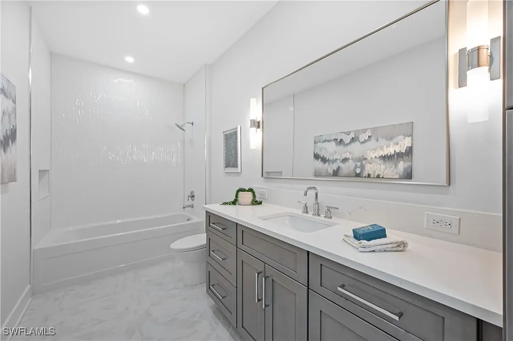 3133 Terramar Drive Naples FL 34119