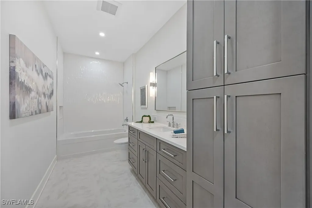 3133 Terramar Drive Naples FL 34119