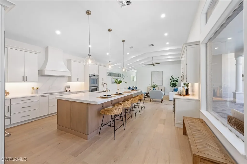 3133 Terramar Drive Naples FL 34119