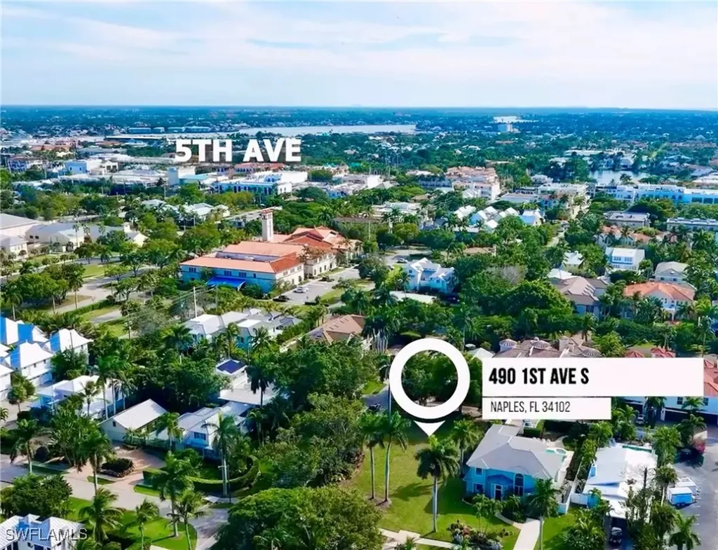 490 1st Avenue S Naples FL 34102