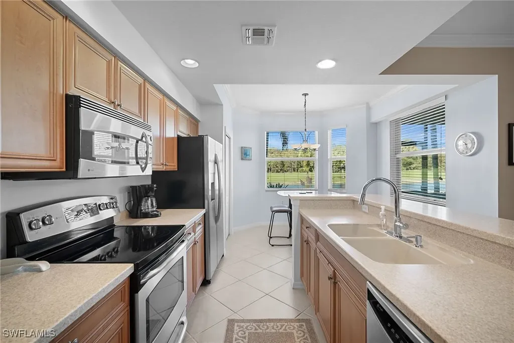 10285 Heritage Bay Boulevard Naples FL 34120