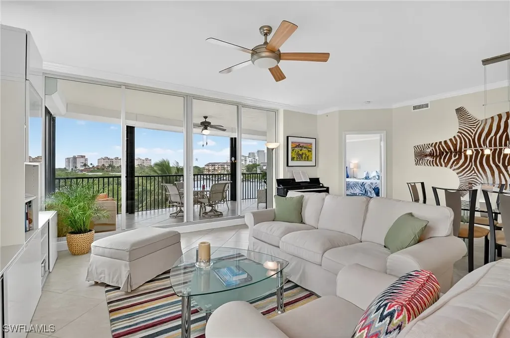 420 Cove Tower Drive Naples FL 34110