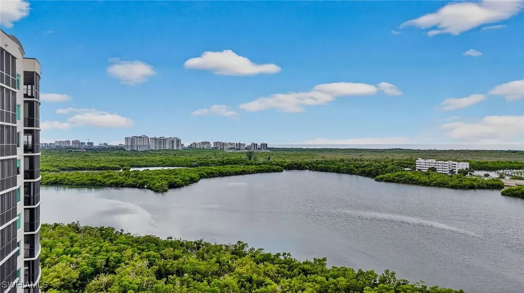 420 Cove Tower Drive Naples FL 34110