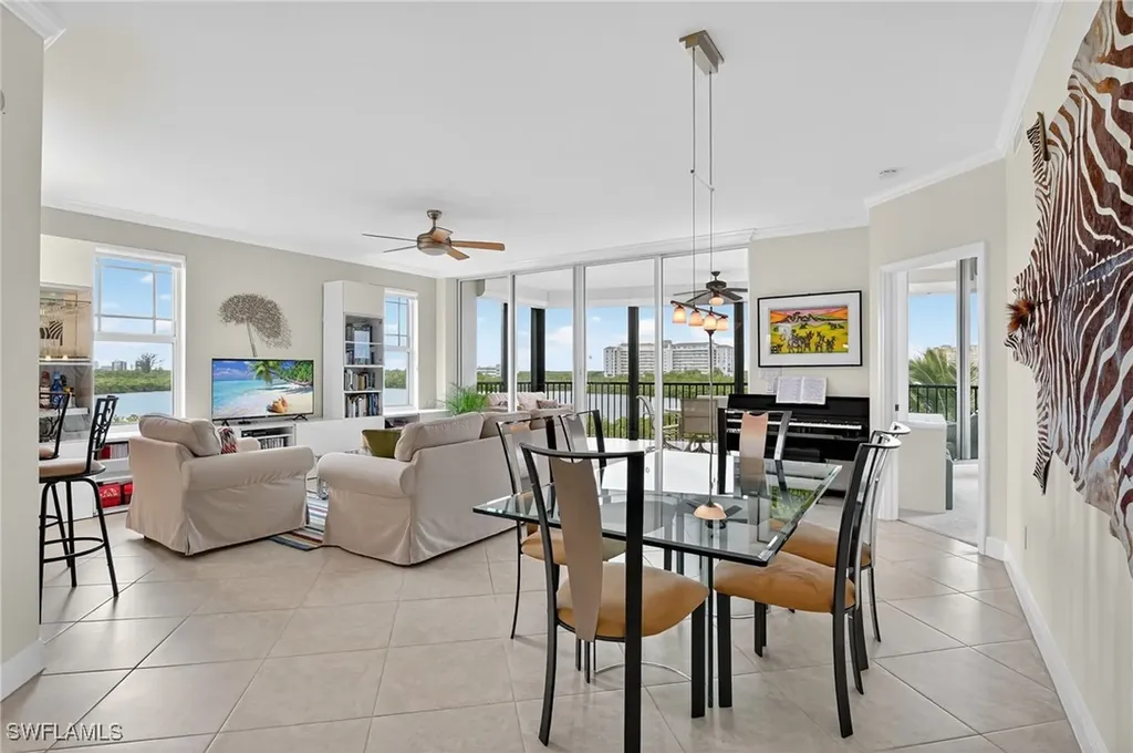 420 Cove Tower Drive Naples FL 34110
