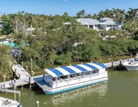 420 Cove Tower Drive Naples FL 34110