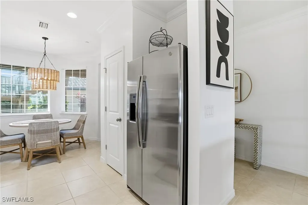9374 Pocida Court Naples FL 34119