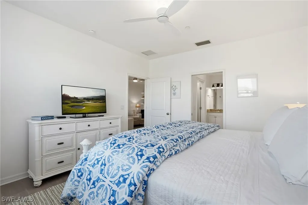 9374 Pocida Court Naples FL 34119