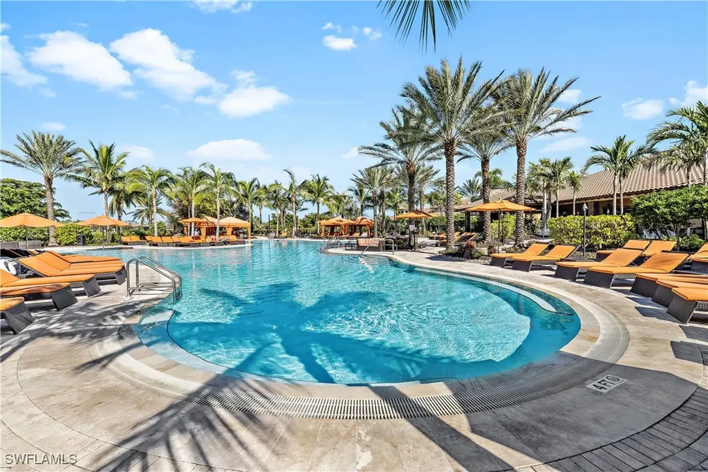 9374 Pocida Court Naples FL 34119