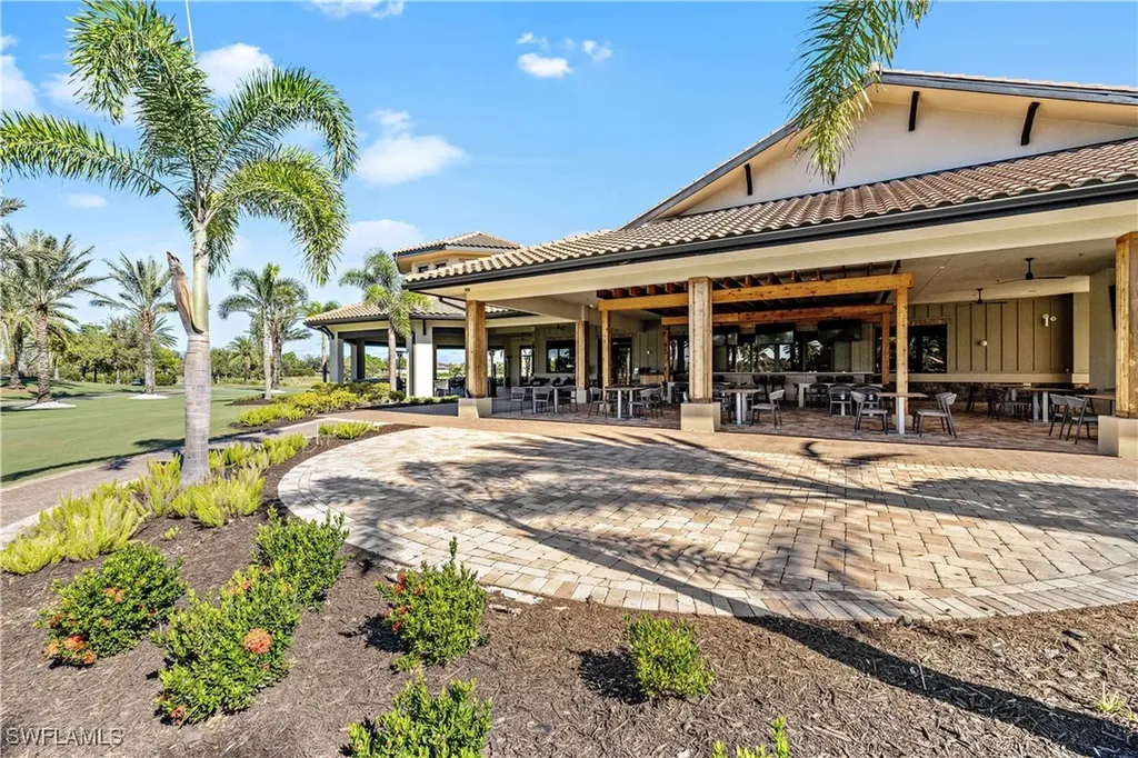 9374 Pocida Court Naples FL 34119