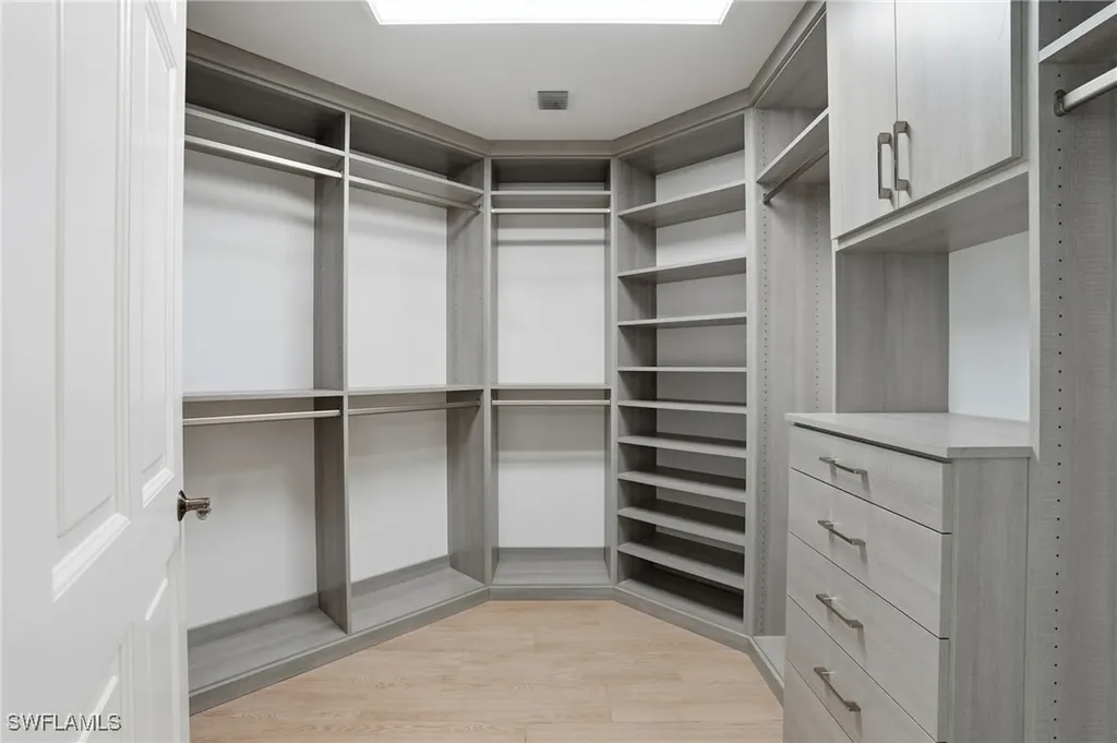 285 Grande Way Naples FL 34110