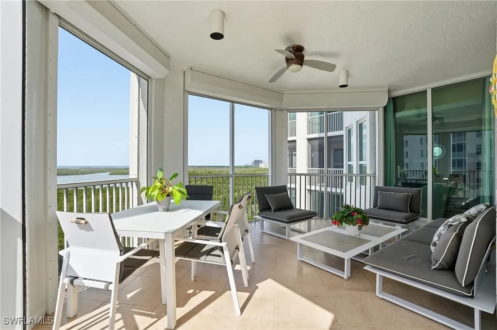 285 Grande Way Naples FL 34110