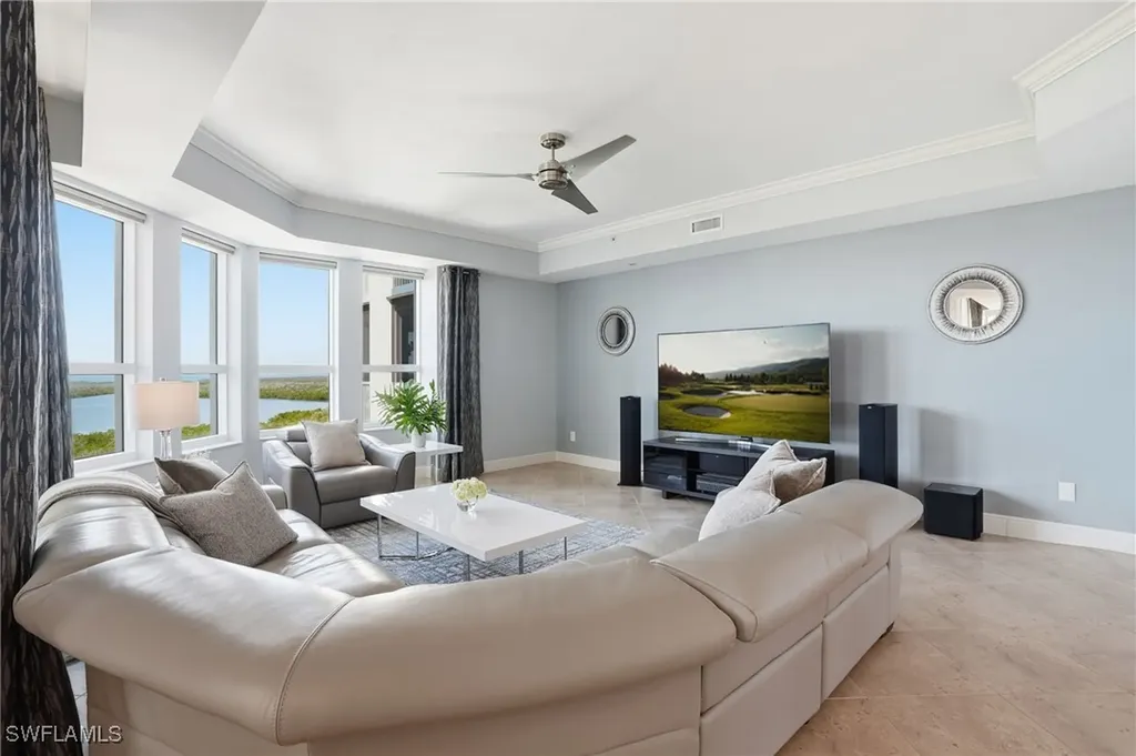 285 Grande Way Naples FL 34110