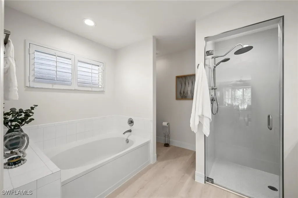 1590 Weybridge Circle Naples FL 34110