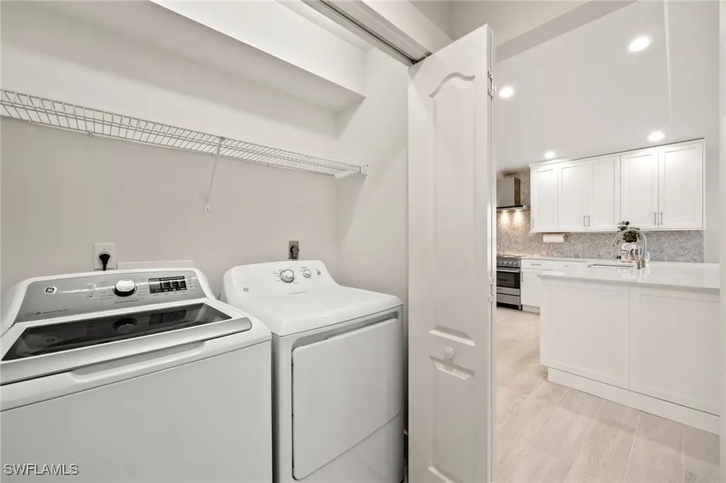 1590 Weybridge Circle Naples FL 34110