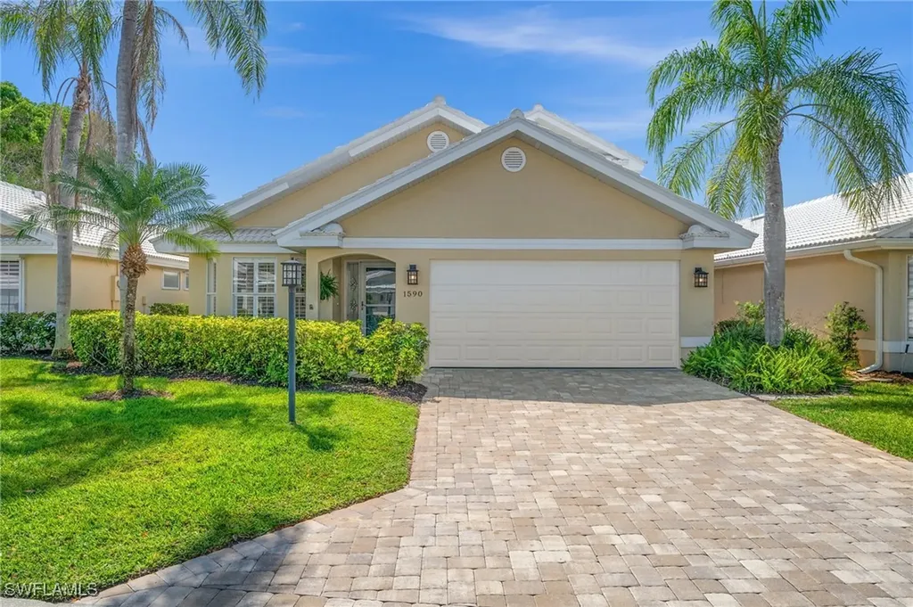 1590 Weybridge Circle Naples FL 34110