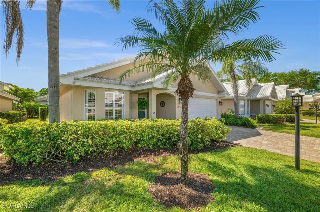 1590 Weybridge Circle Naples FL 34110