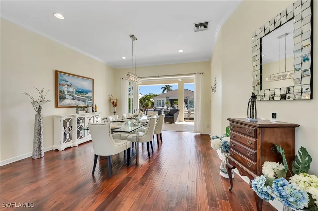 1923 Snook Drive Naples FL 34102