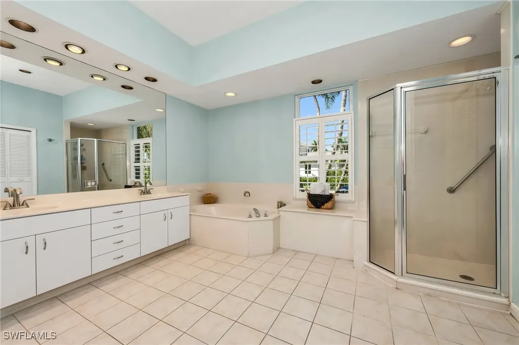 1923 Snook Drive Naples FL 34102