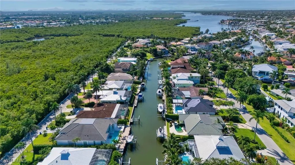 1923 Snook Drive Naples FL 34102