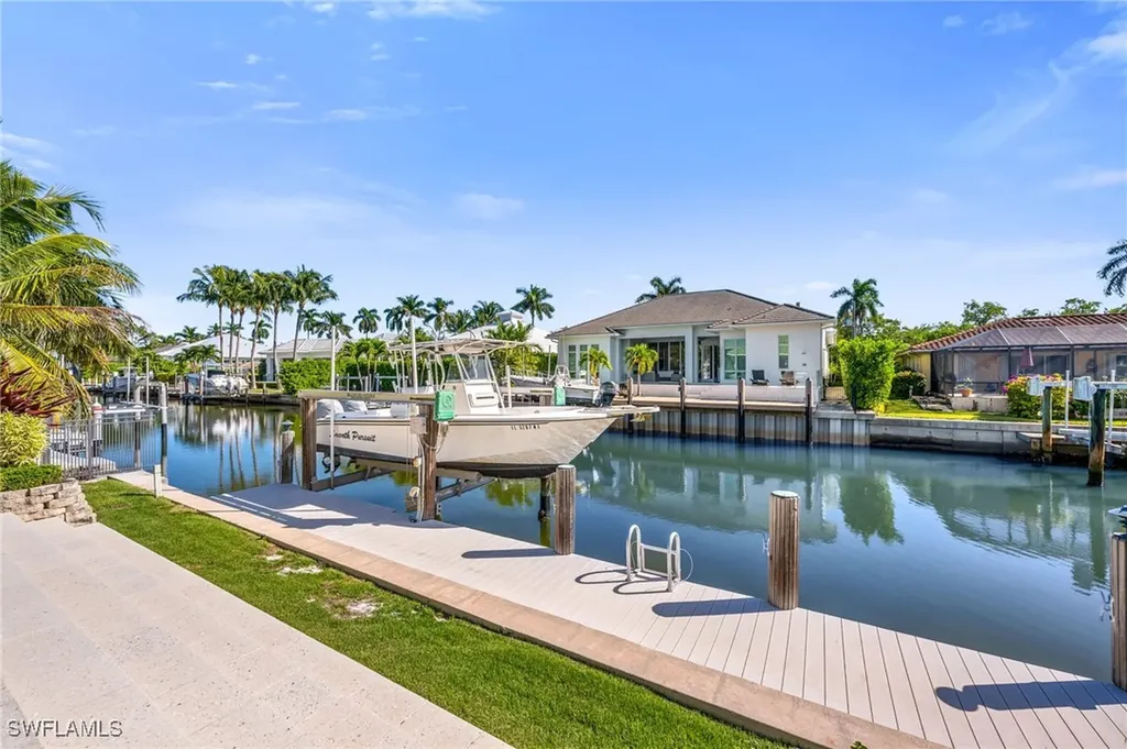 1923 Snook Drive Naples FL 34102