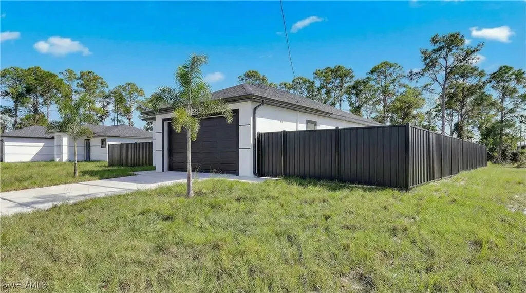 3417 8th Street SW Lehigh Acres FL 33976