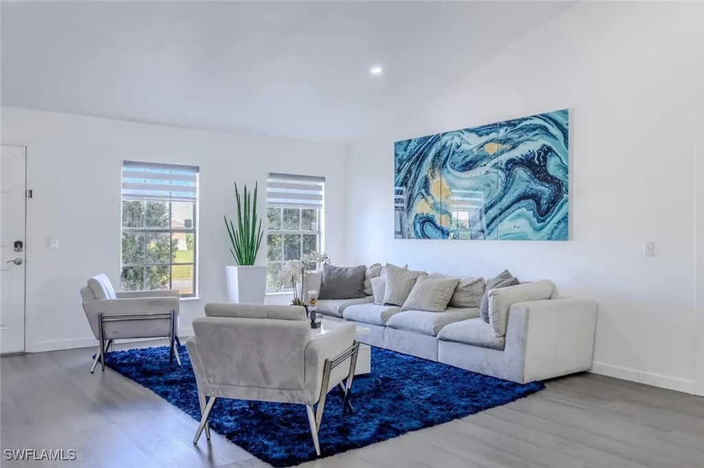 326 NE 10th Terrace Cape Coral FL 33909